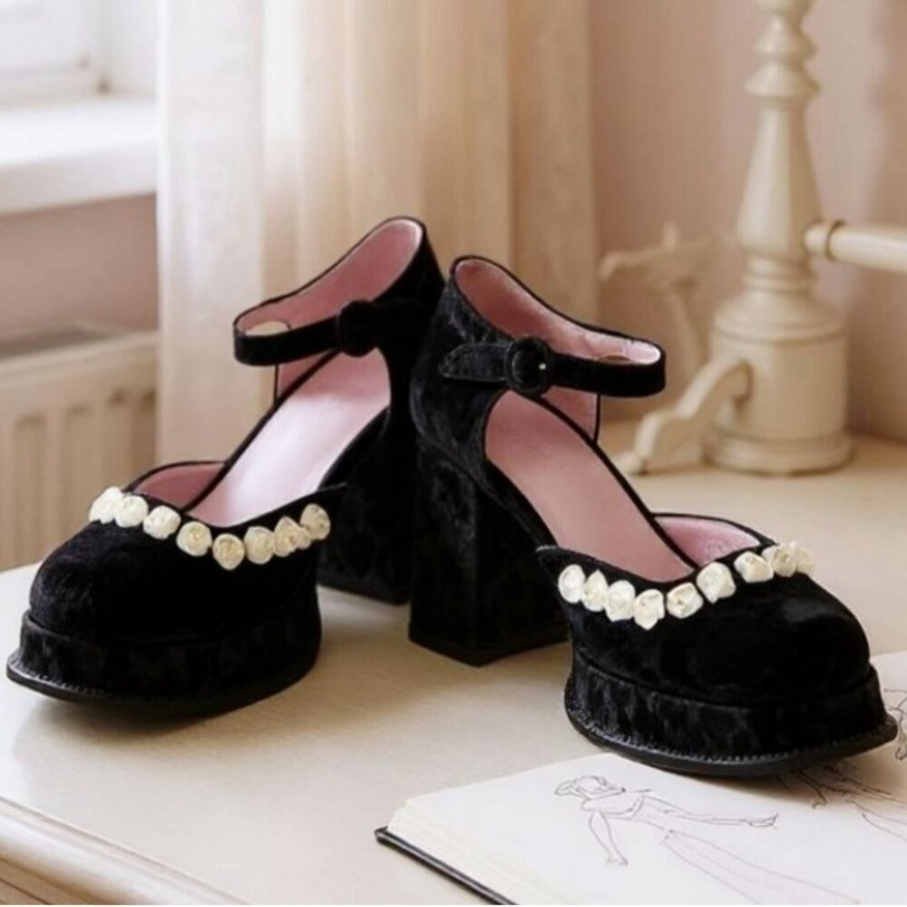 Sugar Thrillz ✦ Rose Platform Mary Janes ✦ Black Velvet w/ Appliqué Roses Chunky - Picture 2 of 7